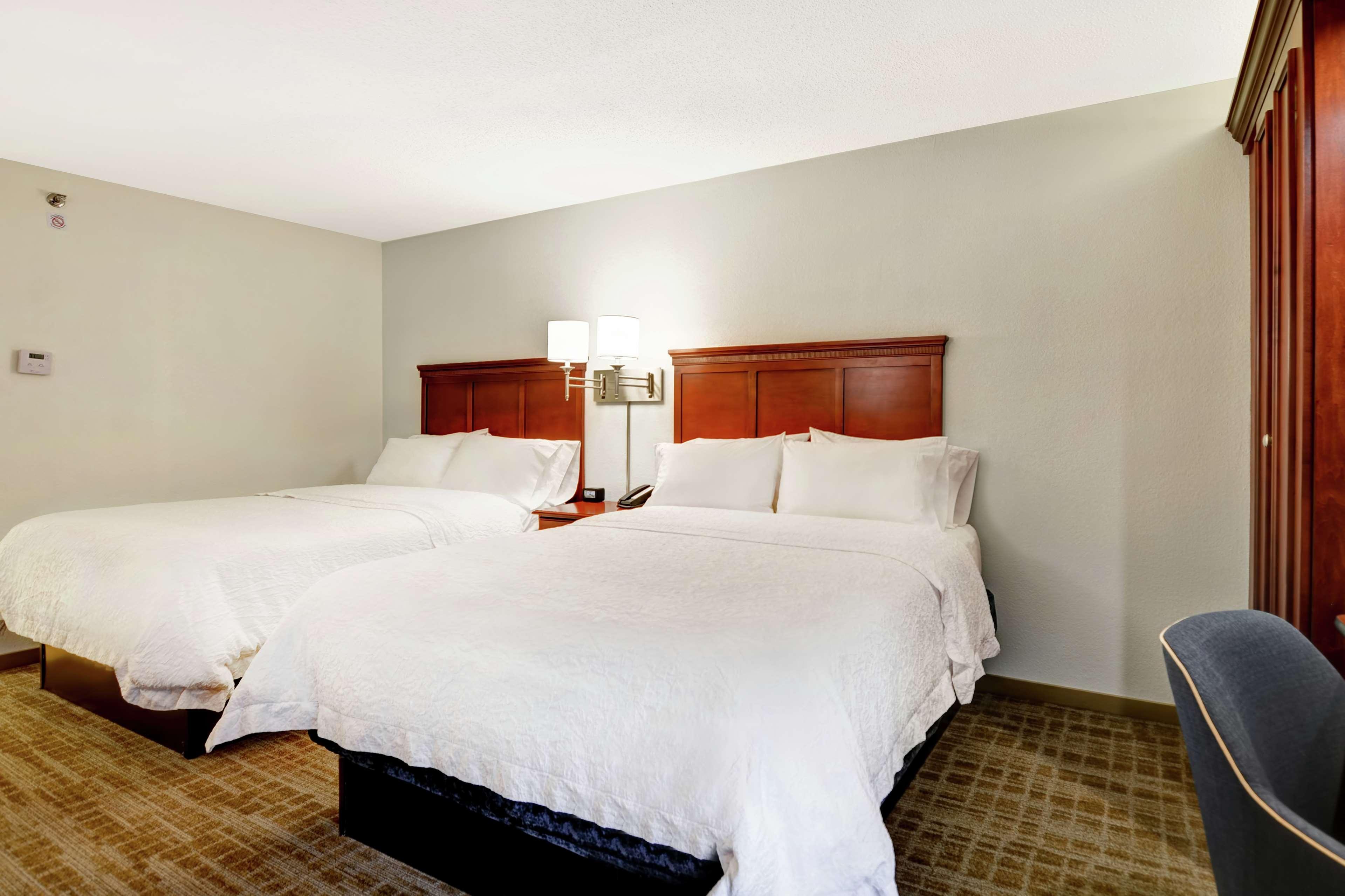 Hampton Inn Beckley Exterior photo