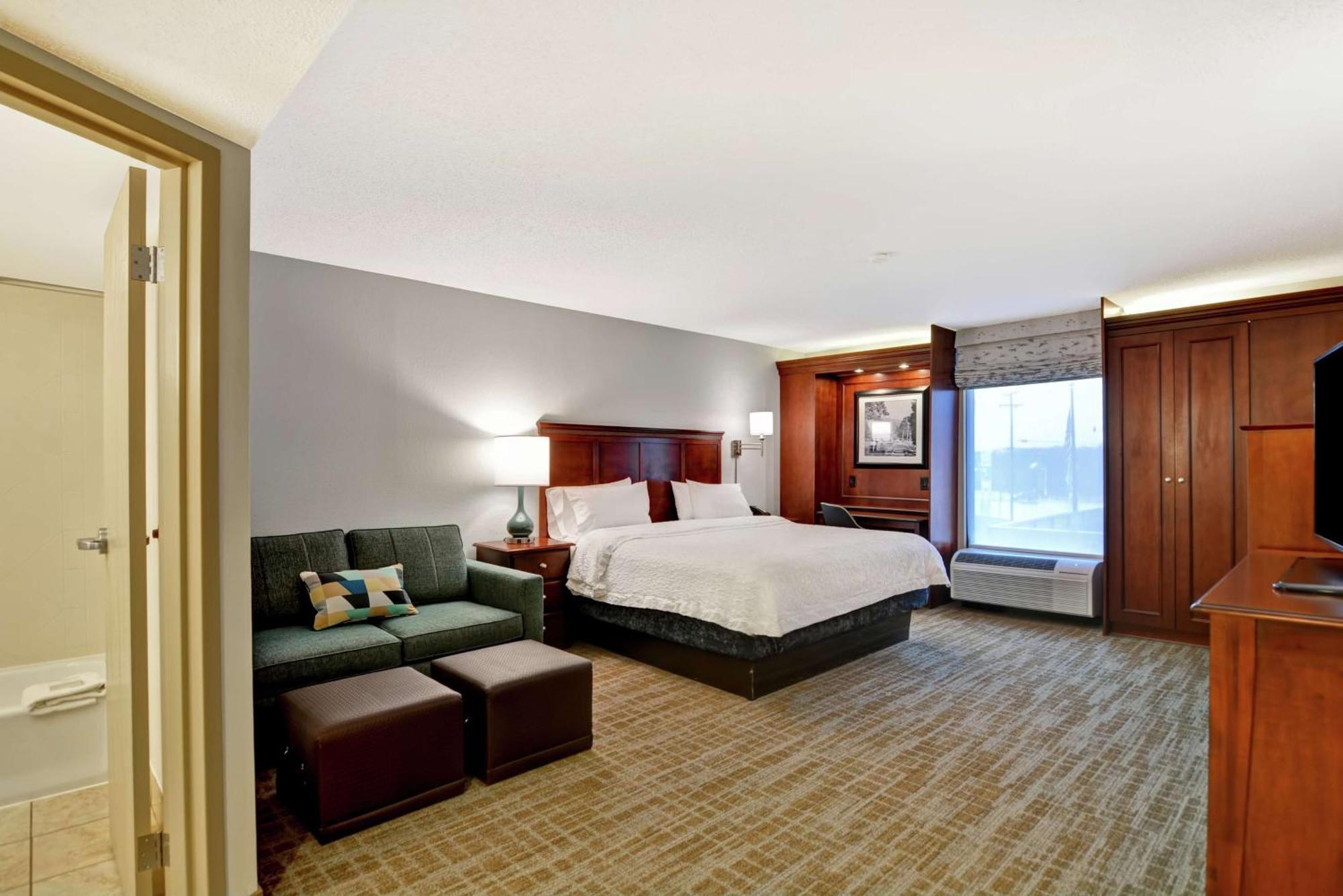 Hampton Inn Beckley Exterior photo