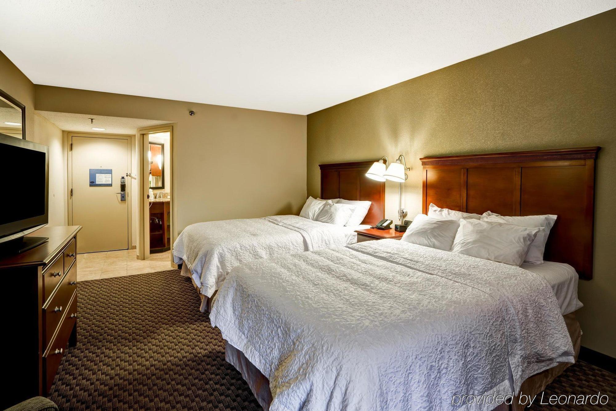 Hampton Inn Beckley Exterior photo